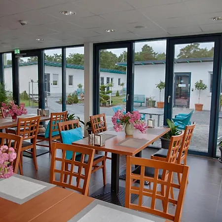 Burgholz Hotel *