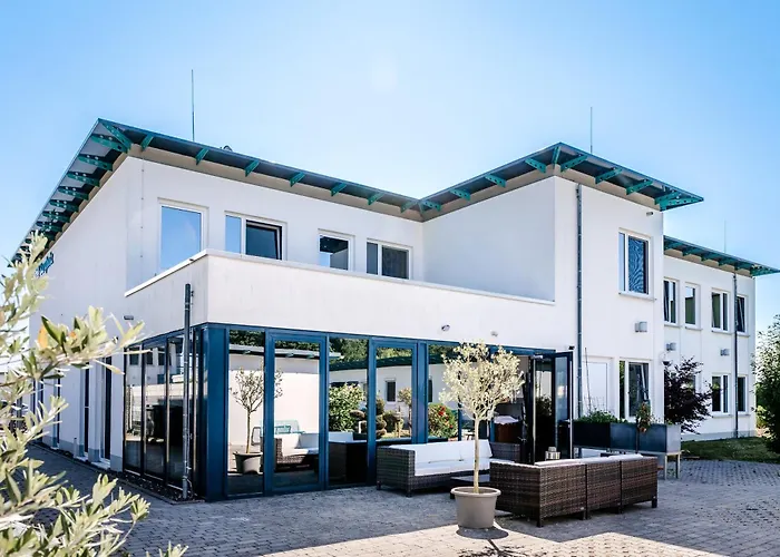 Burgholz Hotel Stockheim (Duren)